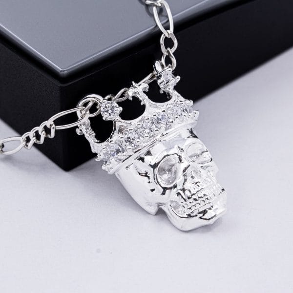 Dije Craneo, Corona y Zirconias