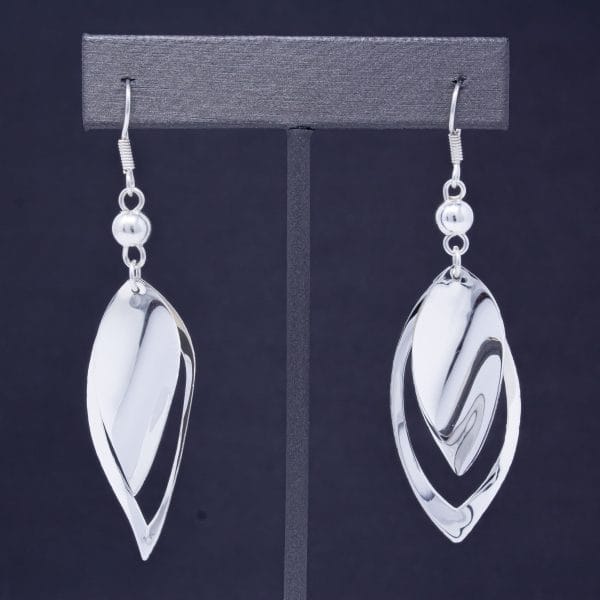 Aretes Hoja Lisa y Contorno