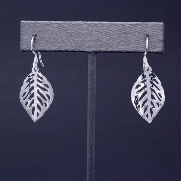 Aretes Hoja Calada Liso